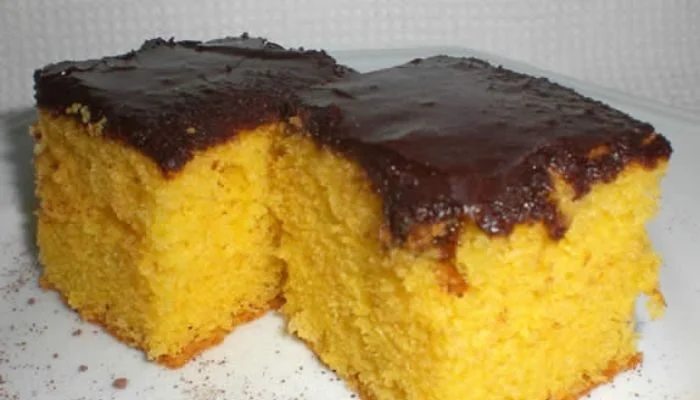 BOLO DE CENOURA DE LIQUIDIFICADOR BOLO DE CENOURA DE LIQUIDIFICADOR